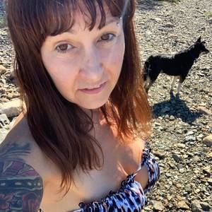 Meet your Posher, Roxanne